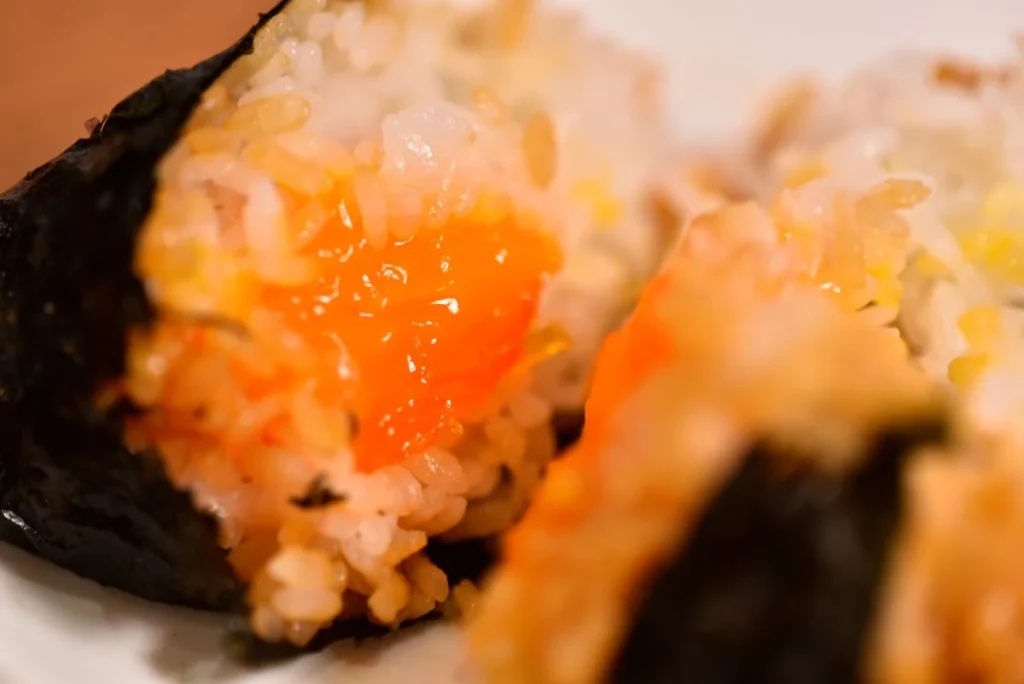 艶よく輝く卵黄の味噌漬けがおいしい、人気の「卵黄の味噌漬け」