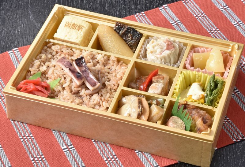 道南の味覚を詰め込んだ記念弁当