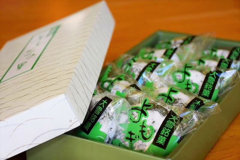 「ひめや製パン菓子舗」のよもぎ餅「よもぎの里」