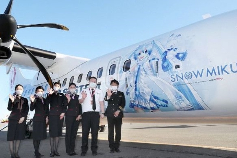 【新品未使用】1/100 HAC 雪ミク特別塗装機 スナップインモデル HAC機体に「雪ミク」 就航25周年で特別塗装機 札幌・丘珠空港 -