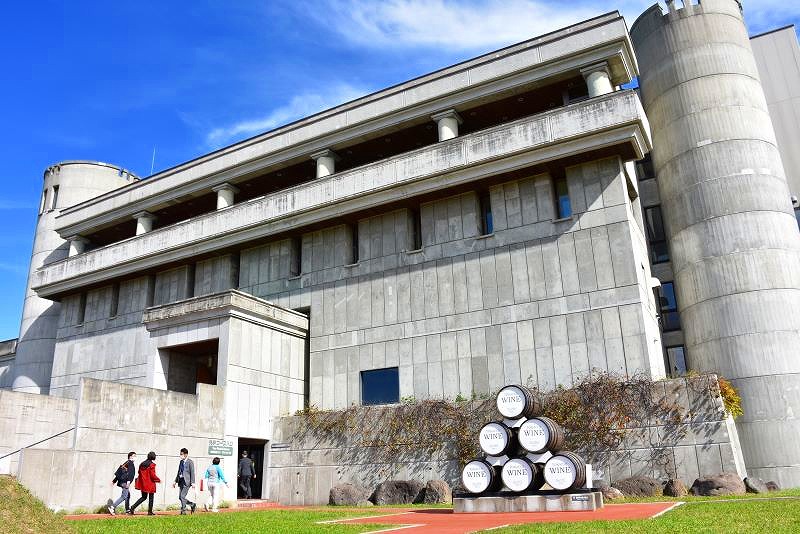 北海道内に現存する最も古いワイナリー「十勝ワイン」の外観