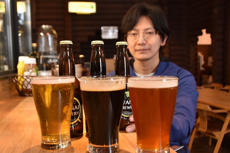 岩内の「ブルワリー＆ホテル」醸造３銘柄＊クラフトビール　全国で金銀銅＊「もっと磨きかけたい」