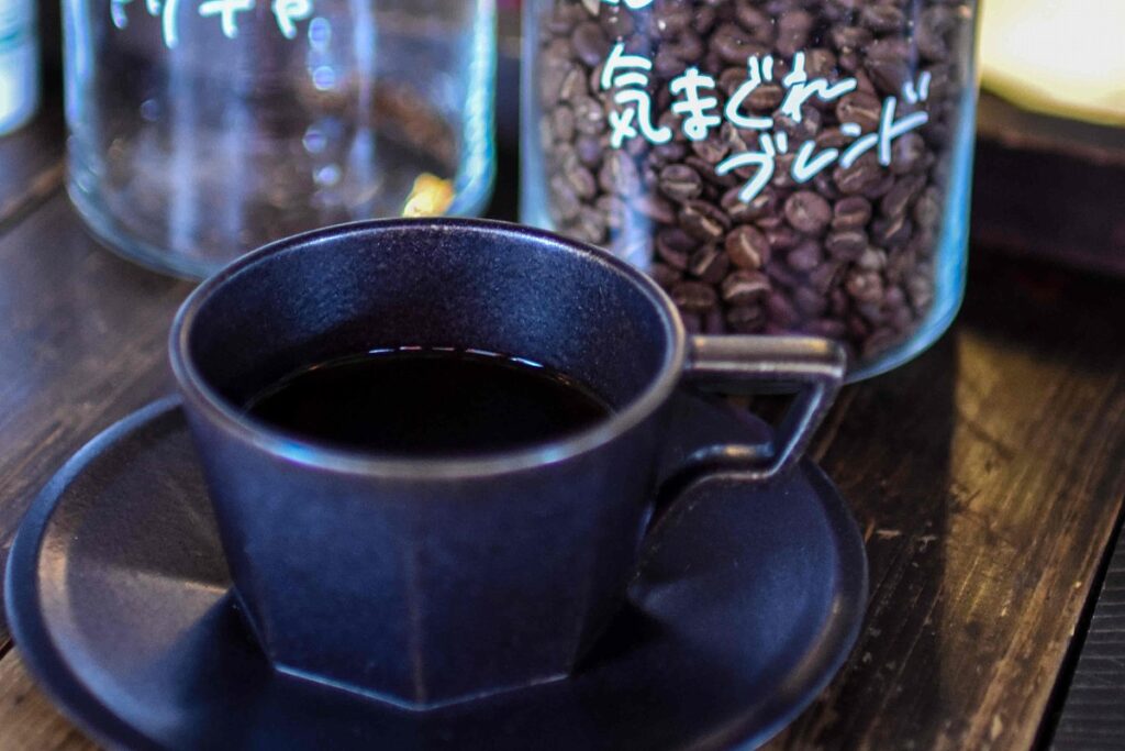 日替わりで種類の変わる「コーヒーヤ　タイム」のコーヒー