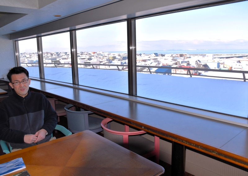 遠くに天売島・焼尻島も望める新しい羽幌町の観光案内所