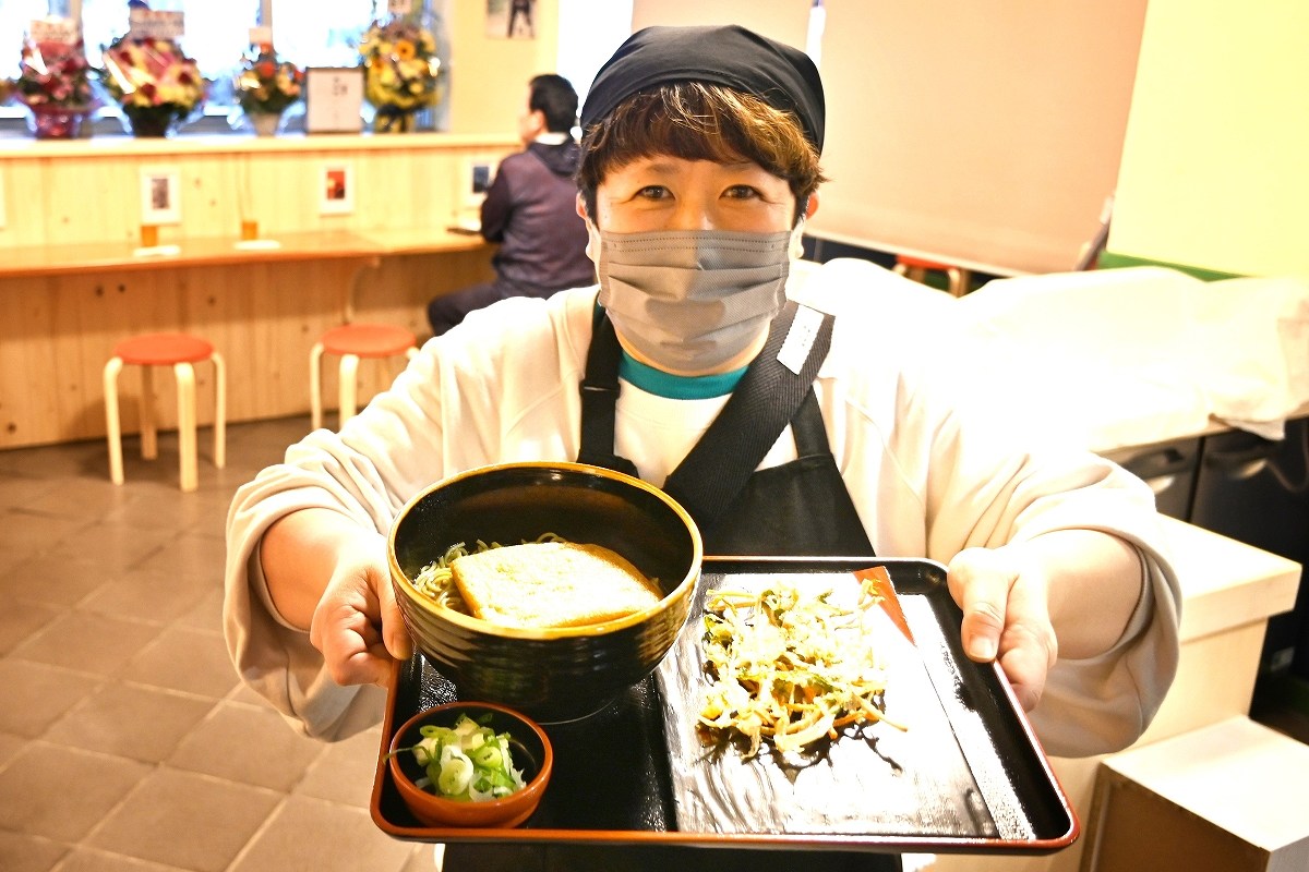 釧路駅ナカにそば･うどん処＊ＮＰＯ法人｢和｣が開業＊地元食材使用｢駅盛り上げたい｣