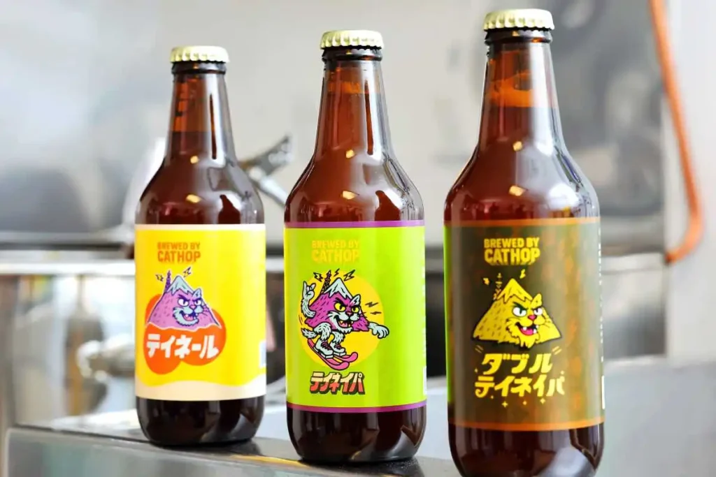 CAT　HOPが造る地ビール。手稲山と猫が融合したロゴが目印だ